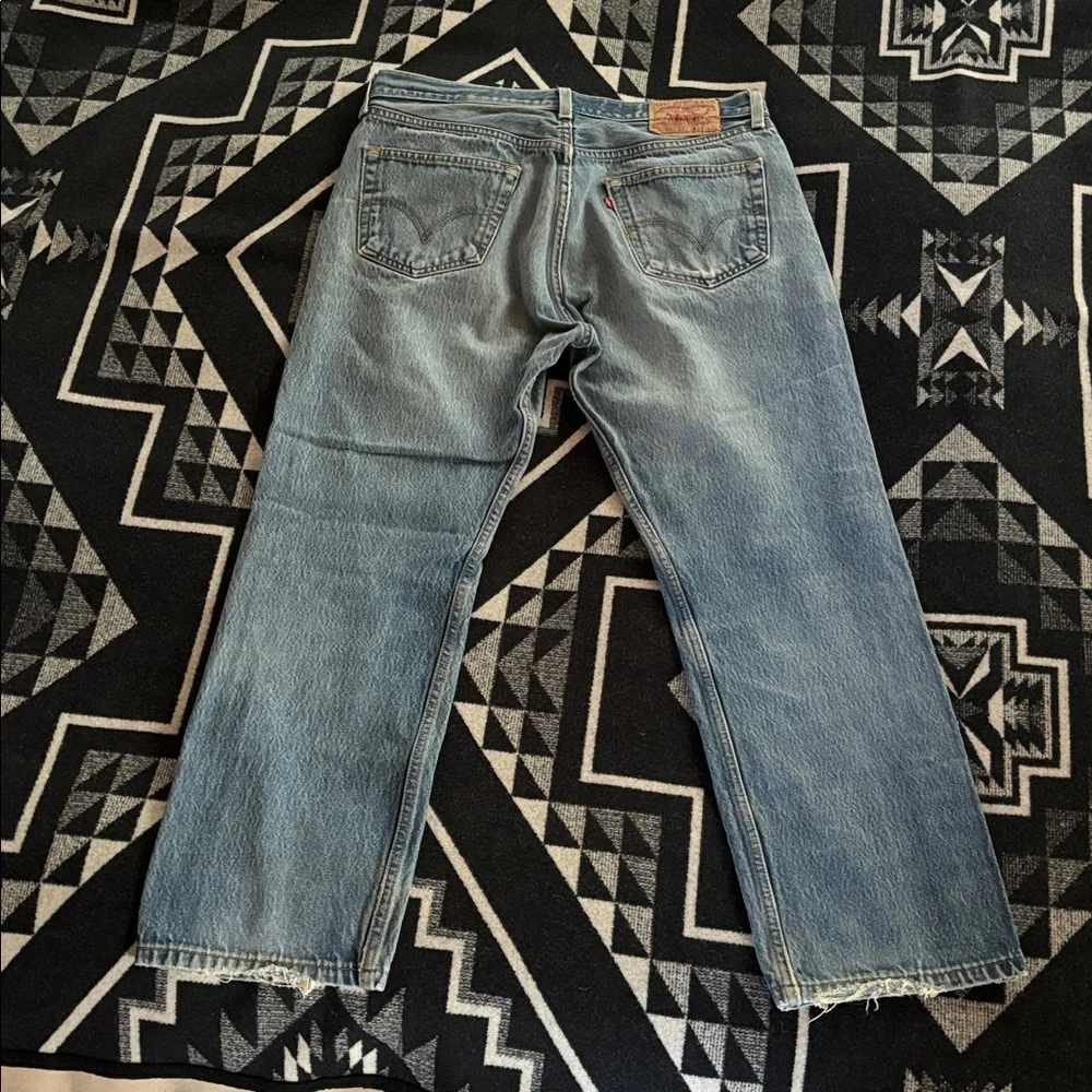 Vintage Distressed Levis 501xx Jeans_4